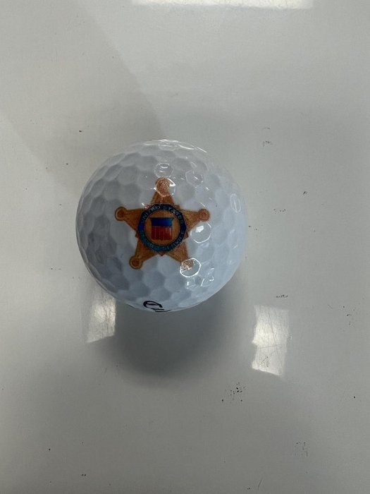 Lot 612: United States Secret Service Callaway golf ball