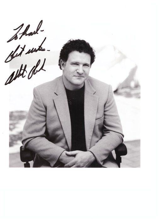 Lot 497: Broadcast News Albert Brooks signed photo