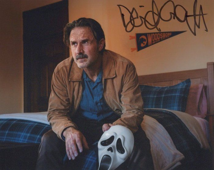 Lot 533: Scream David Arquette Signed Photo