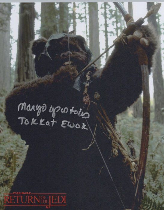 Lot 559: Star Wars: Episode VI - Return of the Jedi Margo Apostolos Signed Photo