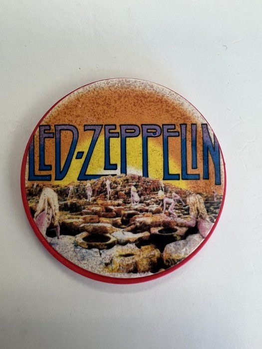 Lot 652: Led Zeppelin poker chip/ golf marker