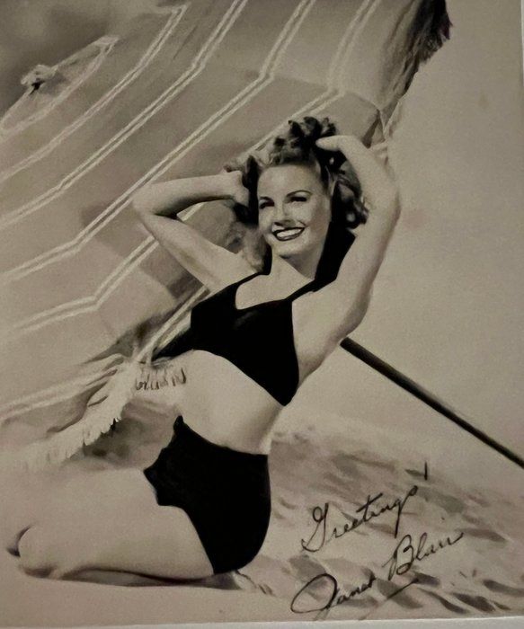 Lot 183: Janet Blair facsimile signed photo. 3x5 inches