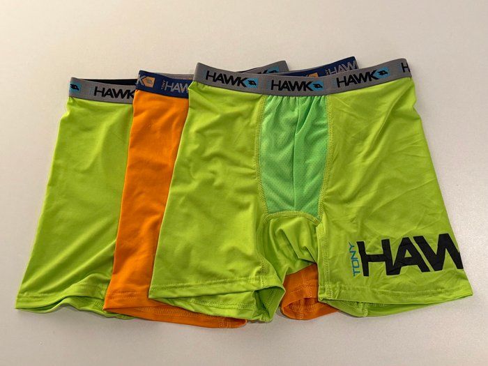 Lot 626: Boys 3 pack size 14/16 Tony Hawk Boxer Briefs. Large. New without tags.