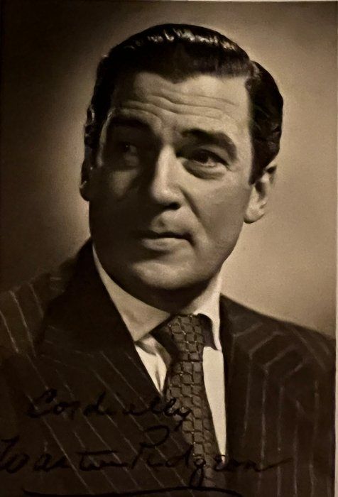 Lot 667: Walter Pidgeon facsimile signed photo. 3x5 inches