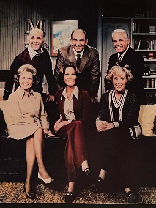 Lot 725: Mary Tyler Moore Show with Betty White Unsigned Photo