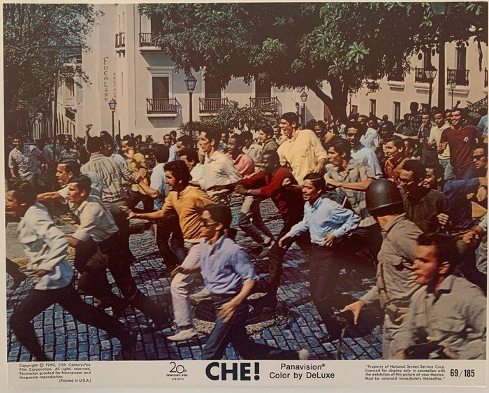 Lot 798: Che! Movie photo 8x10 inches unsigned
