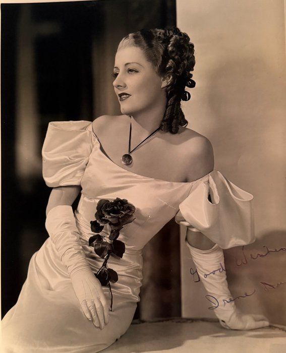 Lot 79: Sweet Adeline Irene Dunne signed photo