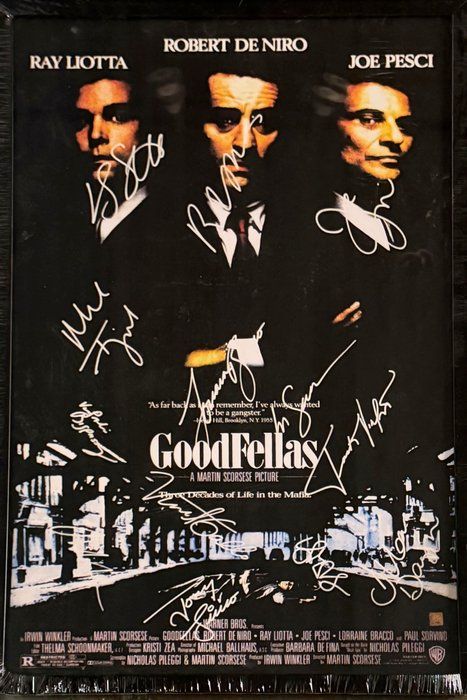 Lot 118: GoodFellas Facsimile Signed Movie Poster