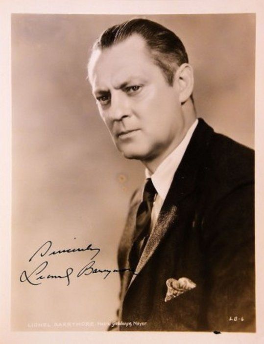 Lot 262: Its A Wonderful Life Lionel Barrymore signed portrait photo