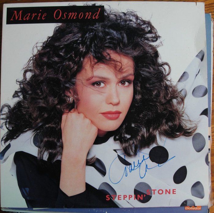 Lot 277: Marie Osmond signed Steppin' Out album