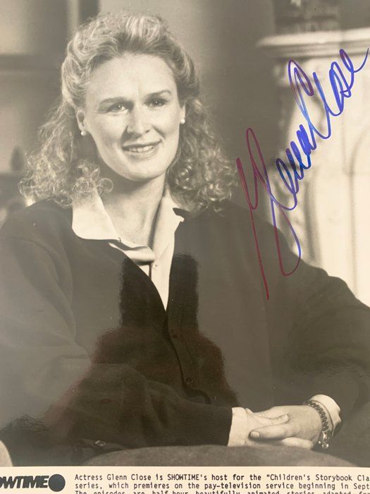 Lot 658: Glenn Close signed photo