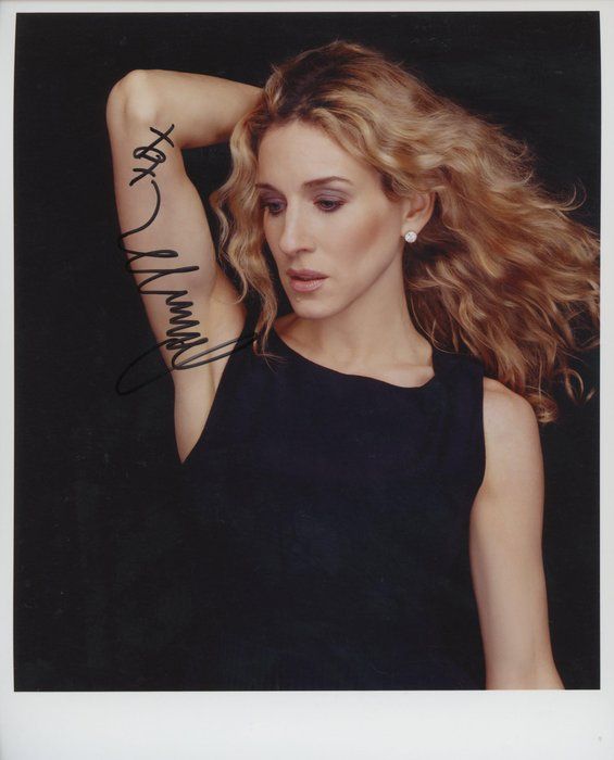 Lot 24: Sex In The City Sarah Jessica Parker signed photo.