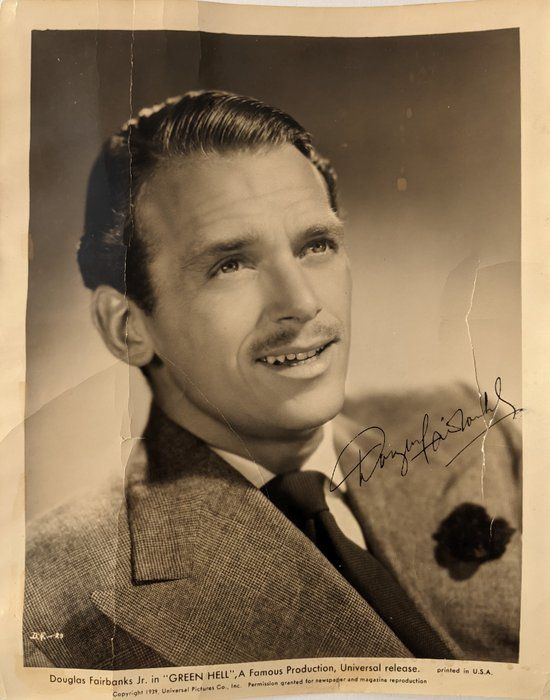 Lot 31: The Corsican Brothers Douglas Fairbanks Jr.signed photo