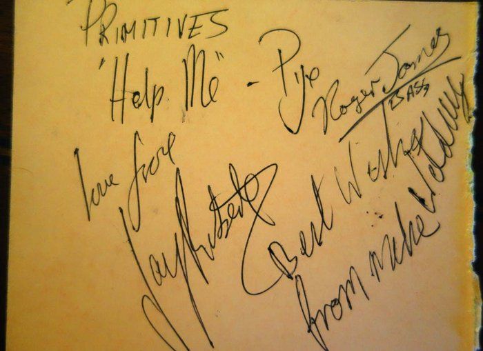 Lot 49: Primitives original autographs