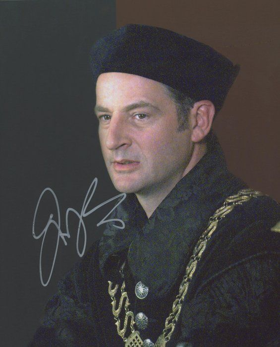 Lot 51: The Tudors Jeremy Northam signed photo