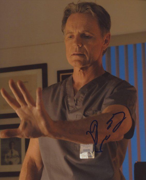 Lot 67: The Resident Bruce Greenwood signed photo