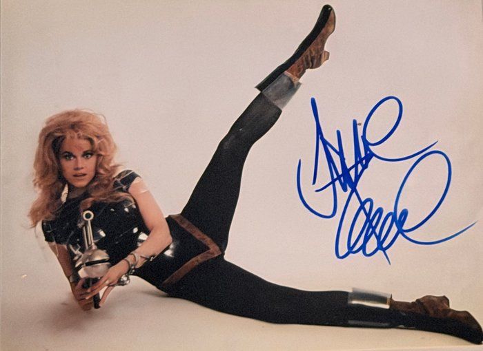 Lot 82: Barbarella Jane Fonda signed photo