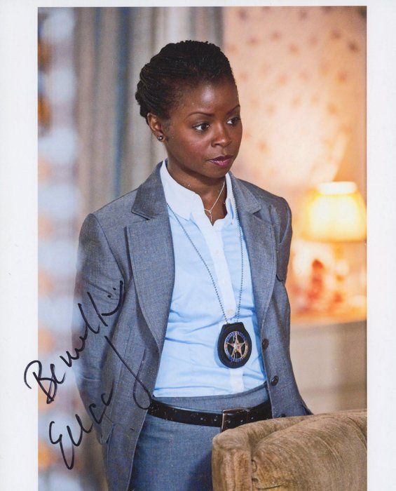 Lot 228: Justified Erica Tazel signed photo