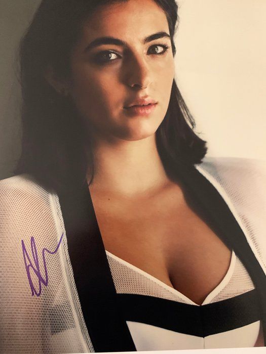 Lot 230: The Walking Dead Alanna Masterson signed photo
