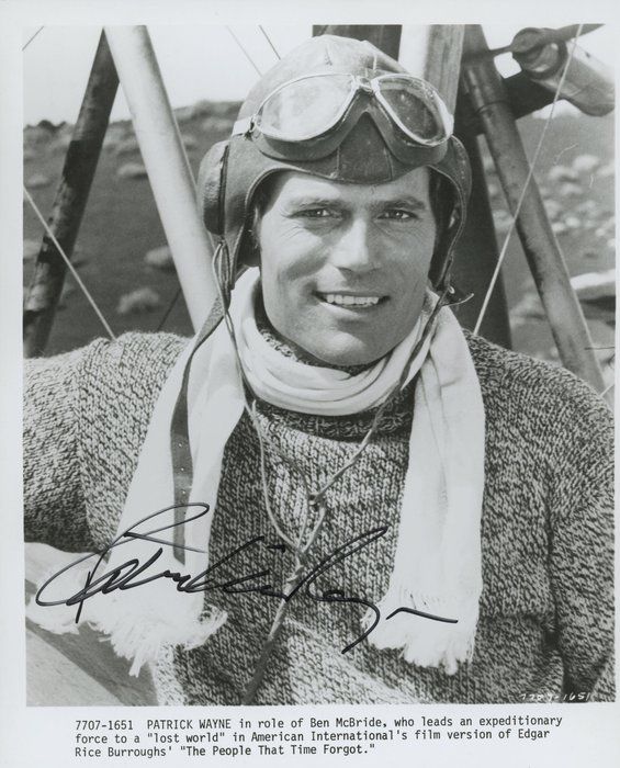 Lot 252: The People That Time Forgot signed movie photo