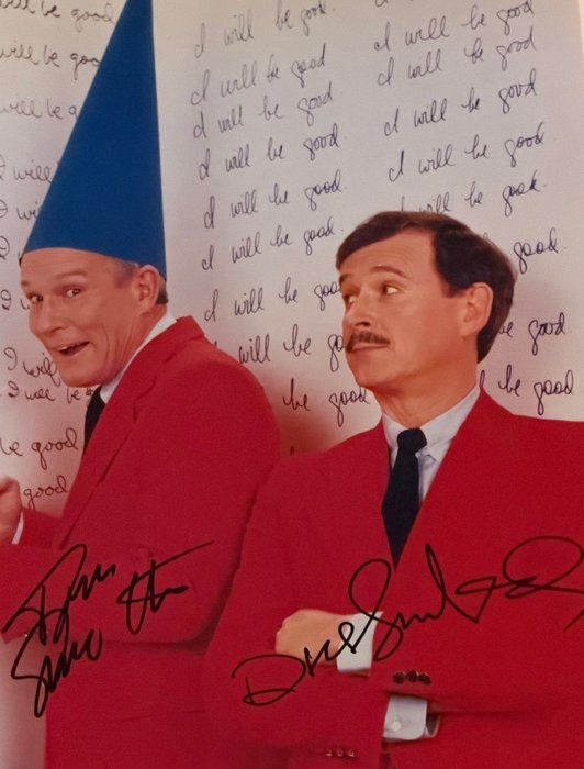 Lot 309: Comedians The Smothers Brothers signed photo