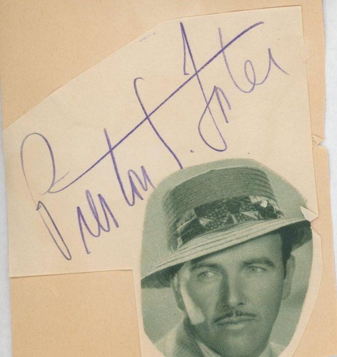 Lot 319: Annie Oakley Preston Foster signature cut
