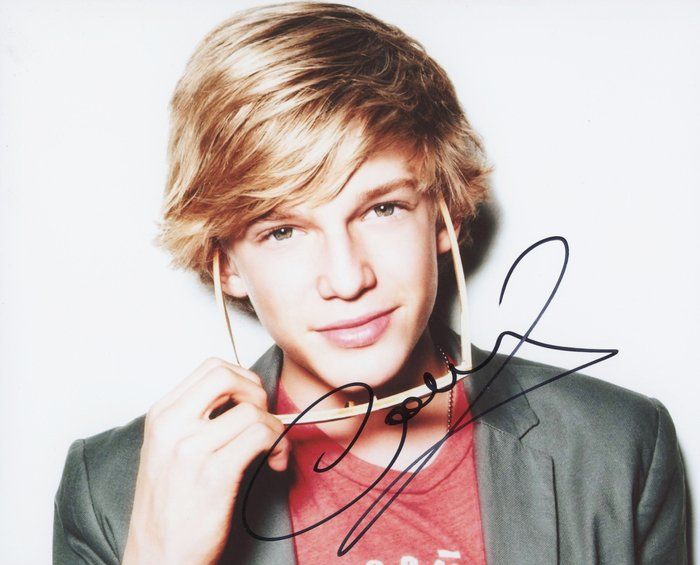 Lot 338: Cody Simpson signed photo