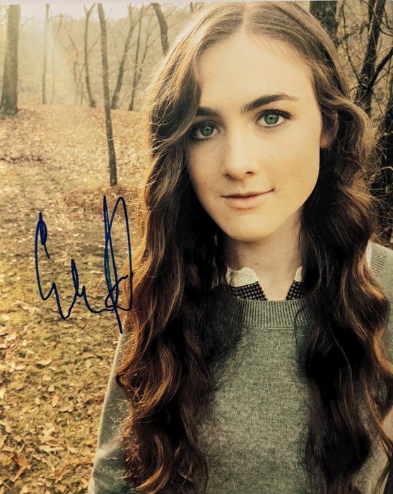 Lot 370: Boardwalk Empire Emma Holzer signed photo