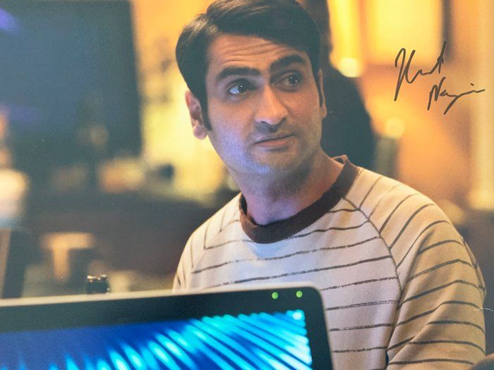 Lot 374: Silicon Valley Kumail Nanjiani signed movie photo