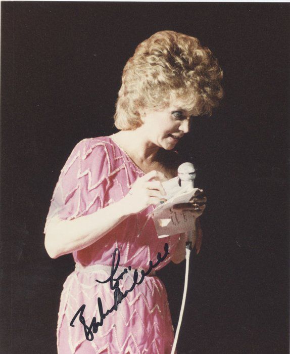 Lot 423: Barbara Mandrell signed photo