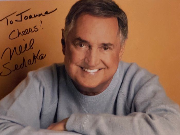 Lot 463: Singer songwriter Neil Sedaka signed photo