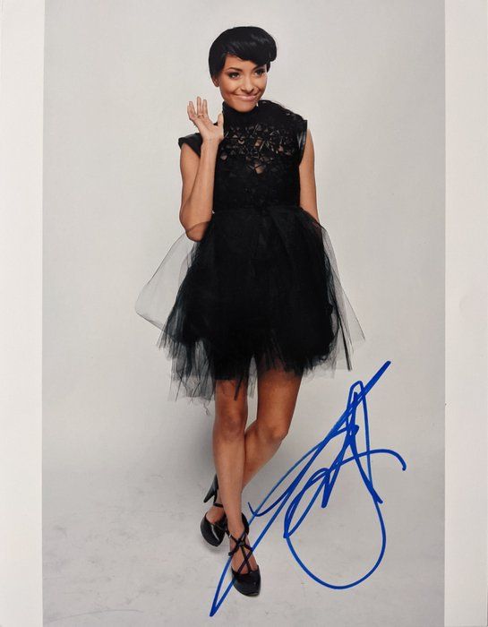 Lot 502: Vampire Diaries Katerina Graham signed photo