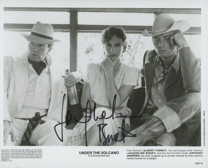 Lot 512: Under the Volcano Jaqueline Bisset signed movie photo