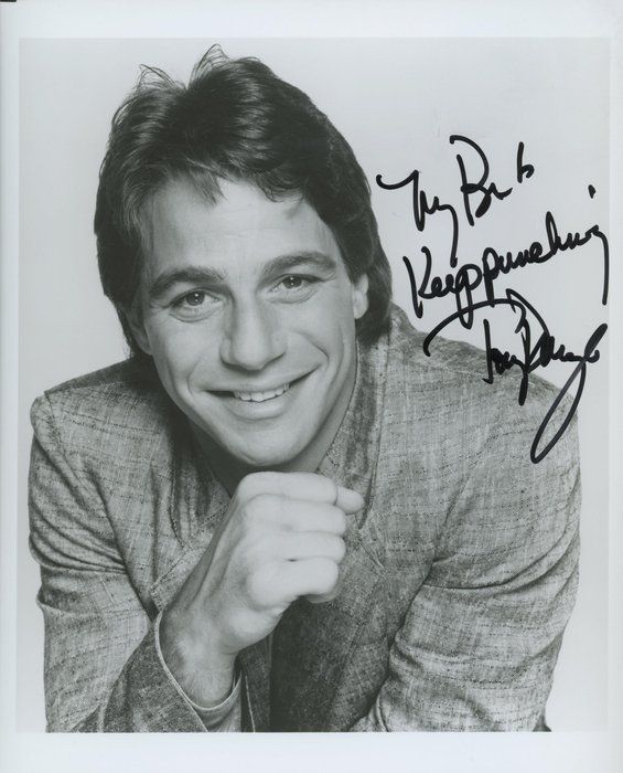 Lot 556: Whos the Boss Tony Danza signed photo