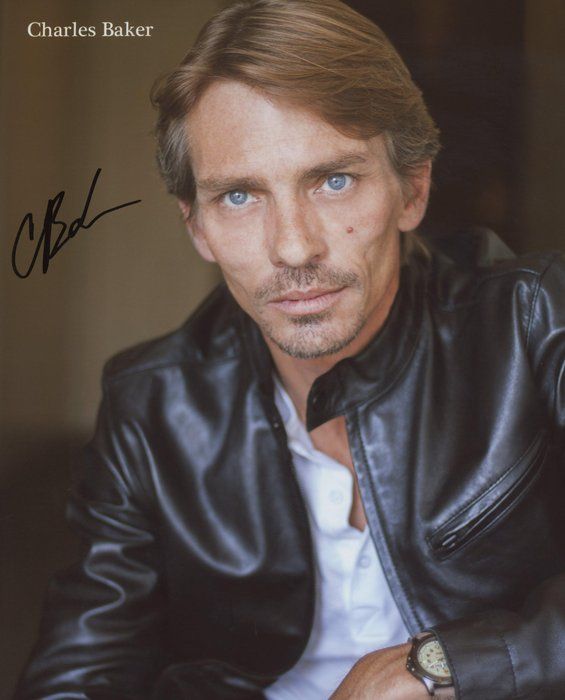 Lot 575: Breaking Bad Charles Baker signed photo