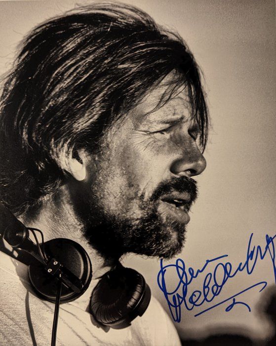 Lot 583: The Zookeeper's Wife Johan Heldenbergh signed photo