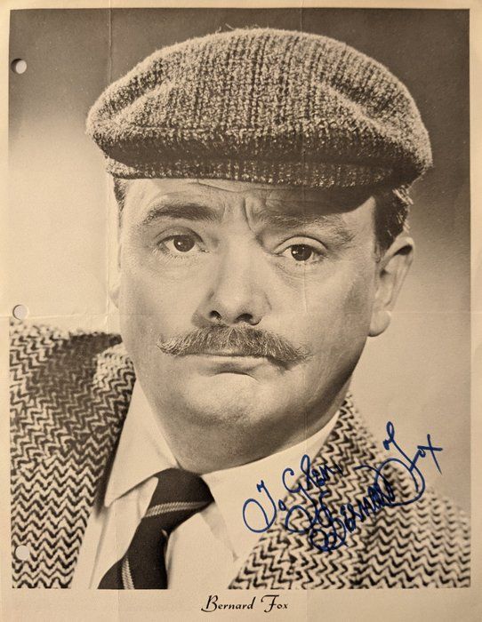 Lot 589: Bewitched Dr. Bombay Bernard Fox signed photo