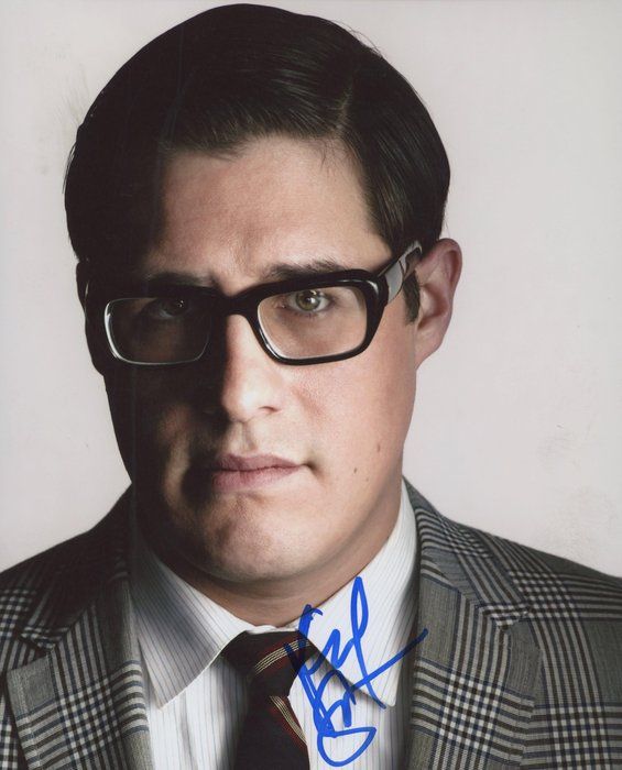Lot 668: Mad Men Rich Sommer signed photo