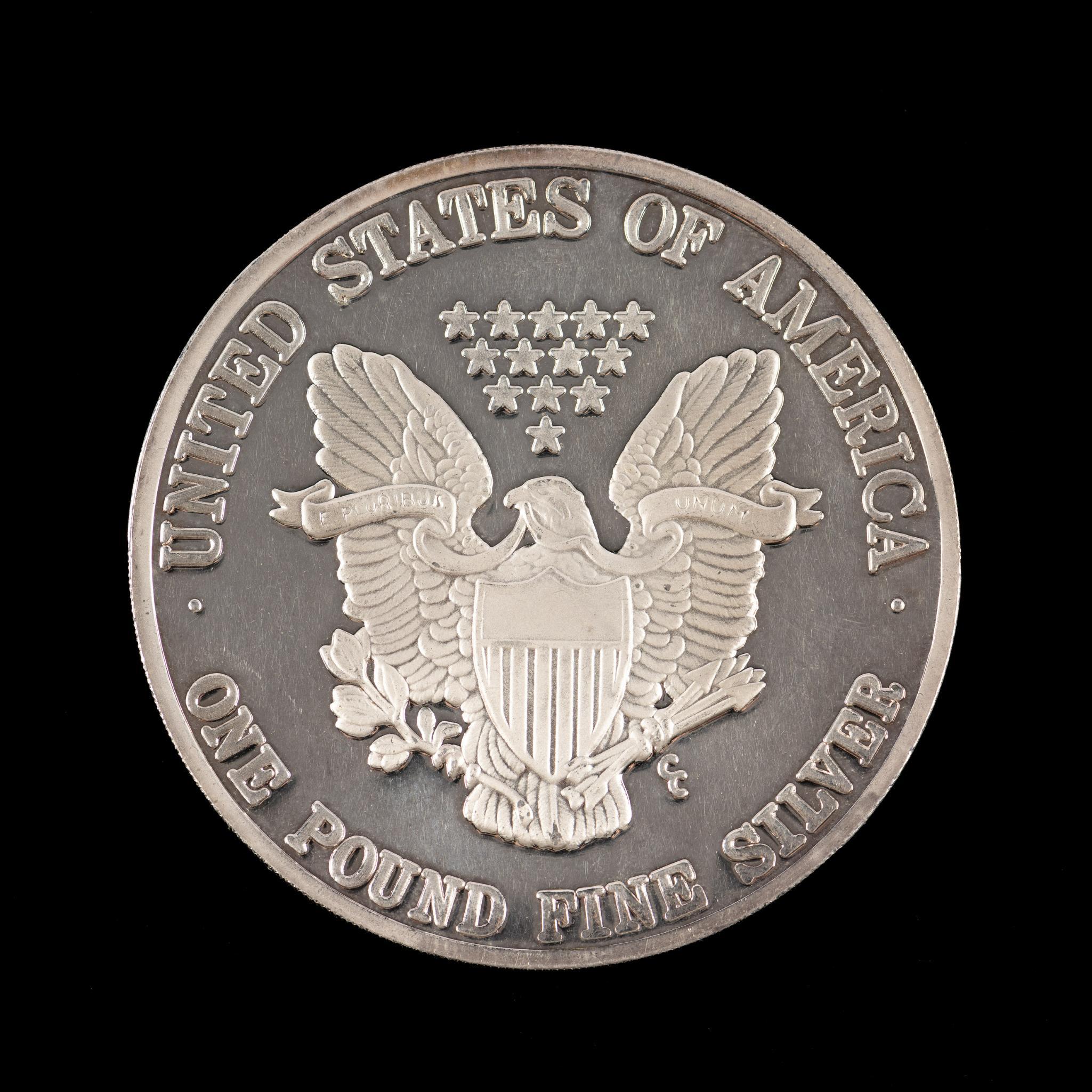 Lot 63 - 1 Pound Troy American Eagle .999 Silver Coin 1994