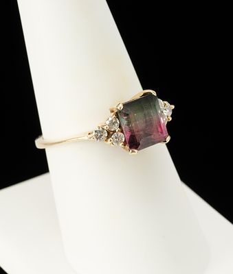 14K Gold, Watermelon Tourmaline Diamond Ring. DESCRIPTION: Tested 14k yellow gold ring set with 