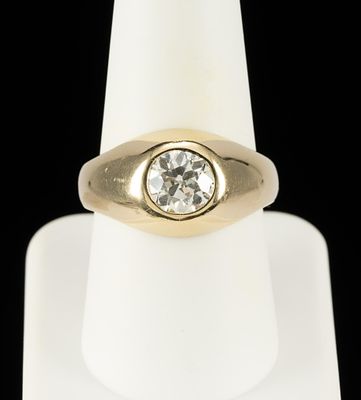 14K Gold 1.31 Ct Diamond Ring. DESCRIPTION: Marked 14k yellow gold ring with bezel set Old 