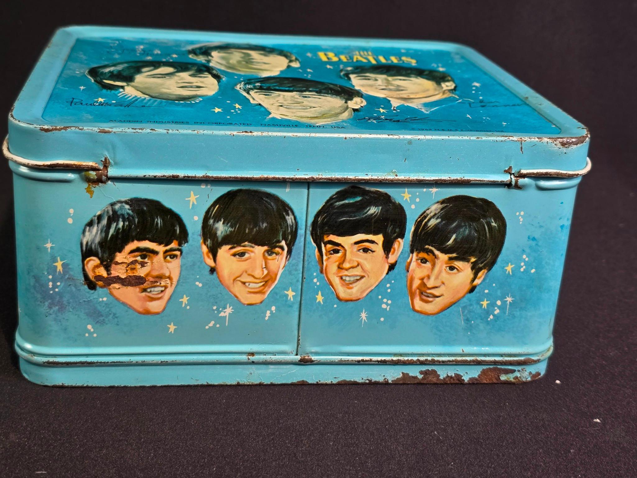 Lot 17 - 1965 The Beatles Lunchbox | Cordier Auctions