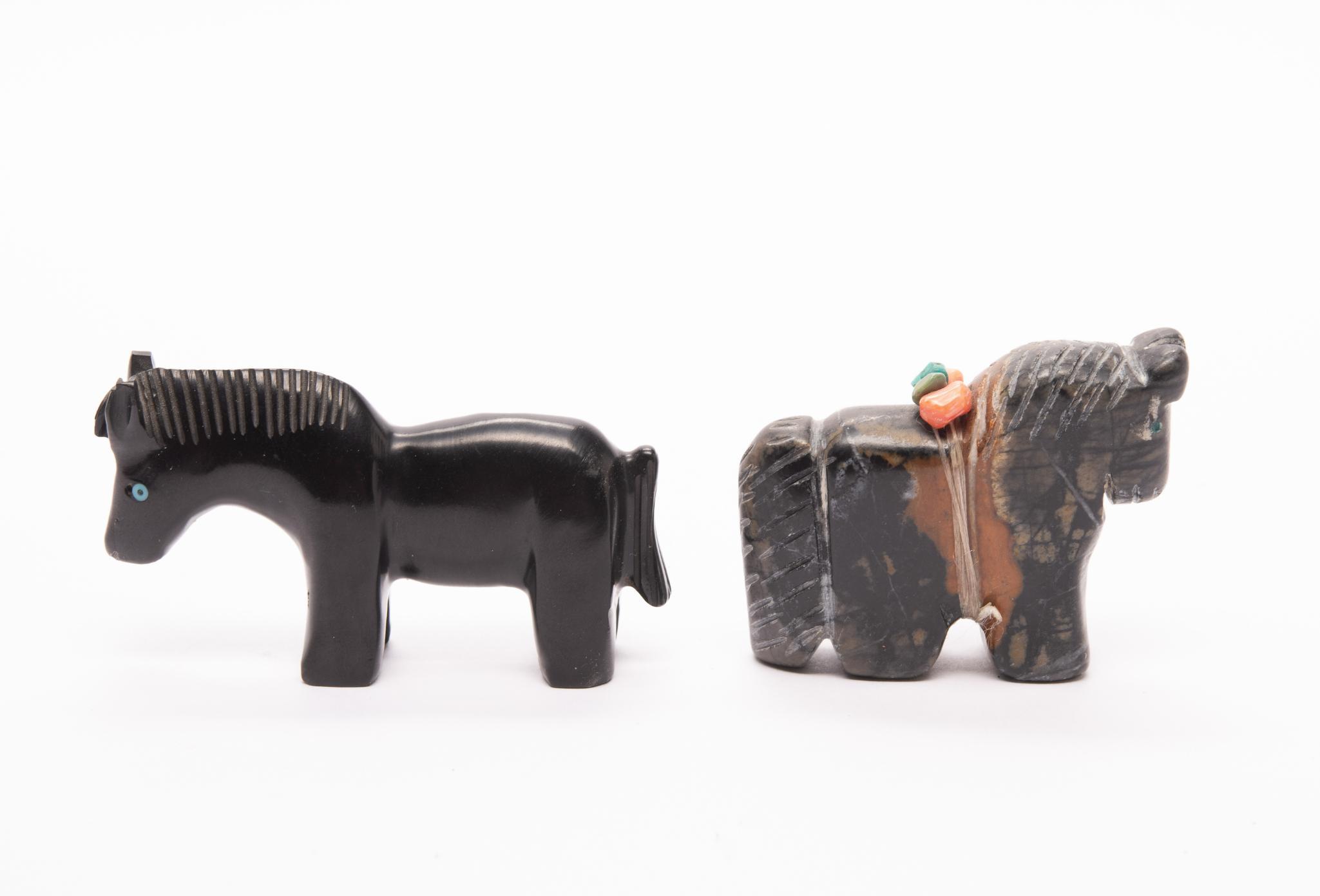 Lot 147 - 9 Modern & Vintage Native American Items Incl Pottery