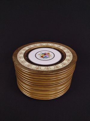 13 Heinrich & Co Joen Wanamaker Plates. 11" diameter.