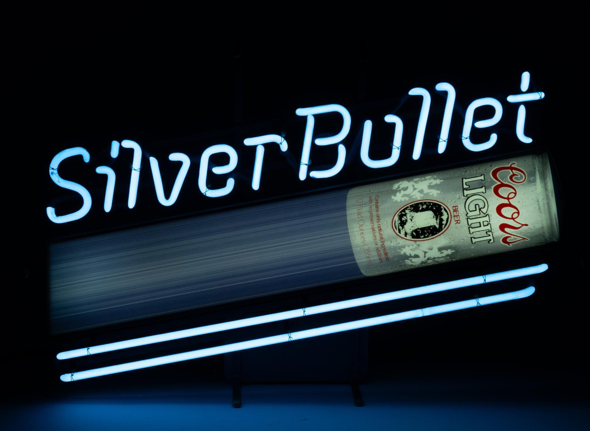 Lot 198 - Coors Light Silver Bullet Neon Sign | Cordier Auctions