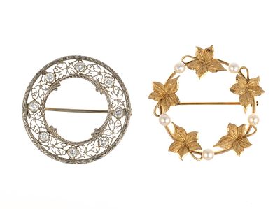 Two 14K Gold Brooches Incl Diamonds. A yellow gold brooch with pearls and a white gold brooch 