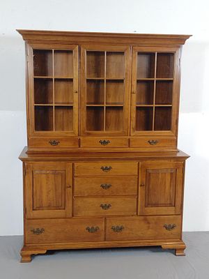 Welsh Valley By Thomasville China Cabinet. NOT ELIGIBLE FOR IN-HOUSE SHIPPING - See Terms for 