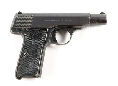 Walther Model 4 7.65 Caliber Pistol. Waffenfabrik Walther Zella-Mehlis semi automatic. Serial 