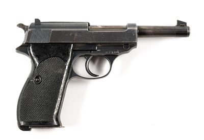 Walther P38 9 MM Pistol. WWII German Walther pistol with original holster and extra magazine. 