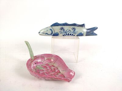 Antique Chinese White and Blue Porcelain Fish Brush Rest &amp; Lotus Cup. 6" to 8-1/2" wide X 2" 